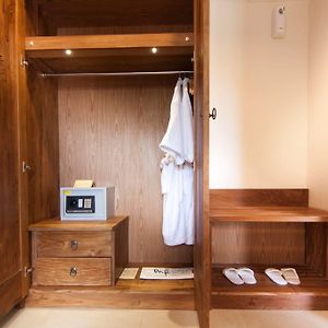 Early Booker Hot Deal Garden Suite